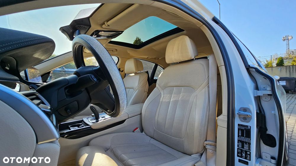 BMW Seria 7 730d xDrive - 30