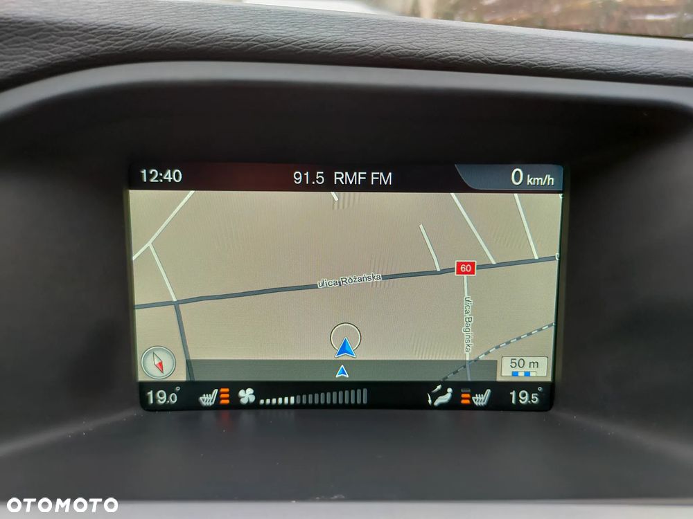 Volvo V60 D4 Geartronic Summum - 27