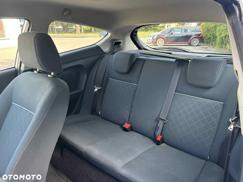 Ford Fiesta - 11