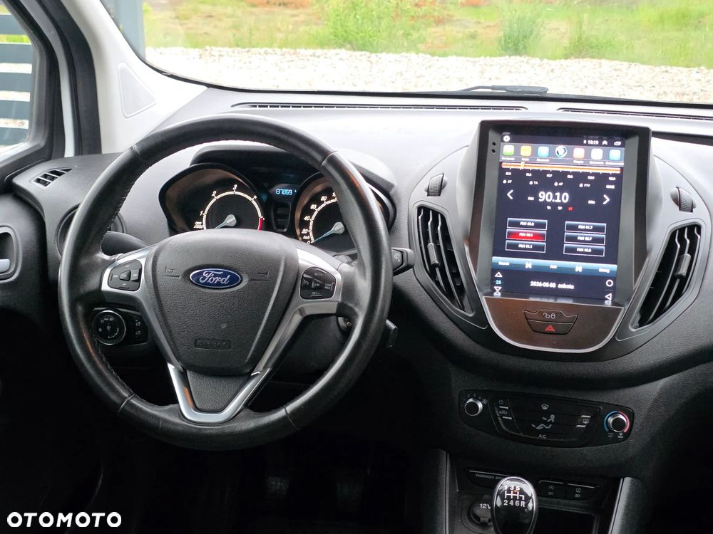Ford Tourneo Courier 1.5 TDCi Titanium - 9
