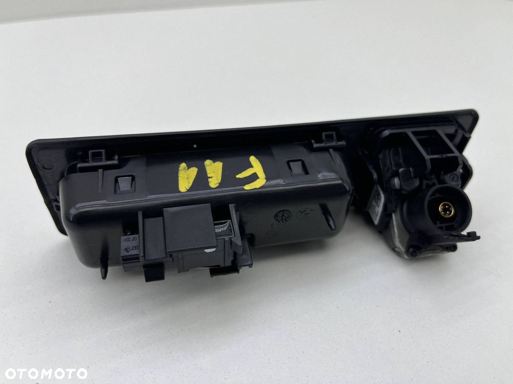 BMW 5 F10 F11 PRZYCISK KLAPY KAMERA COFANIA 9240351 - 4