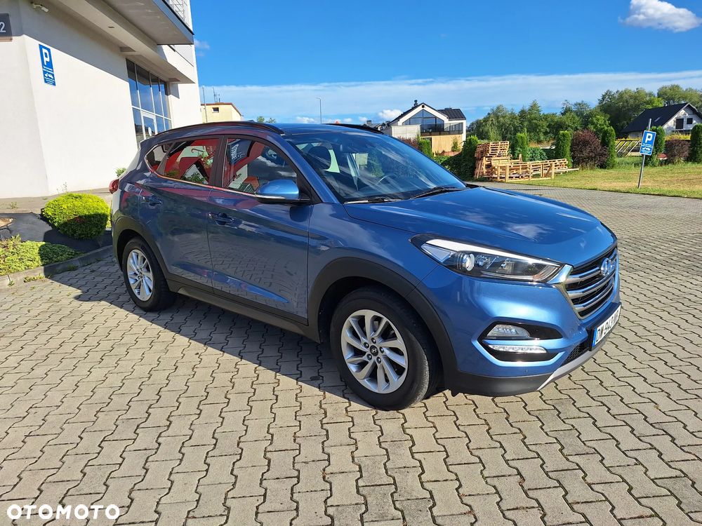 Hyundai Tucson 1.7 CRDI BlueDrive Style 2WD - 9