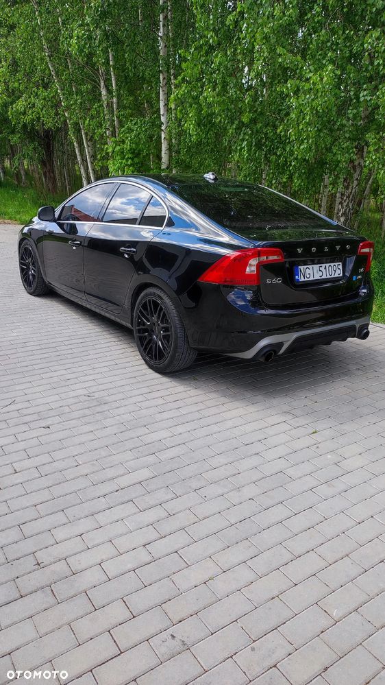 Volvo S60 T6 AWD Geartronic RDesign - 3