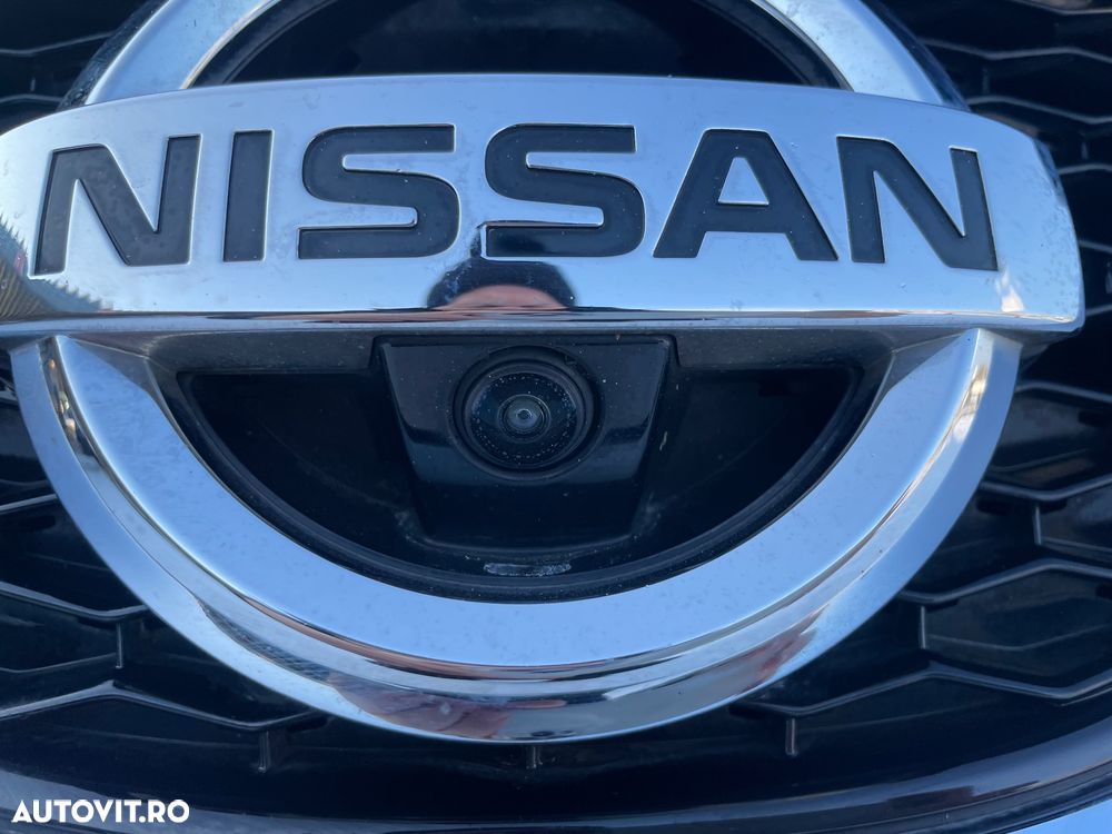 Nissan Qashqai 1.6 DCI Xtronic TEKNA - 11