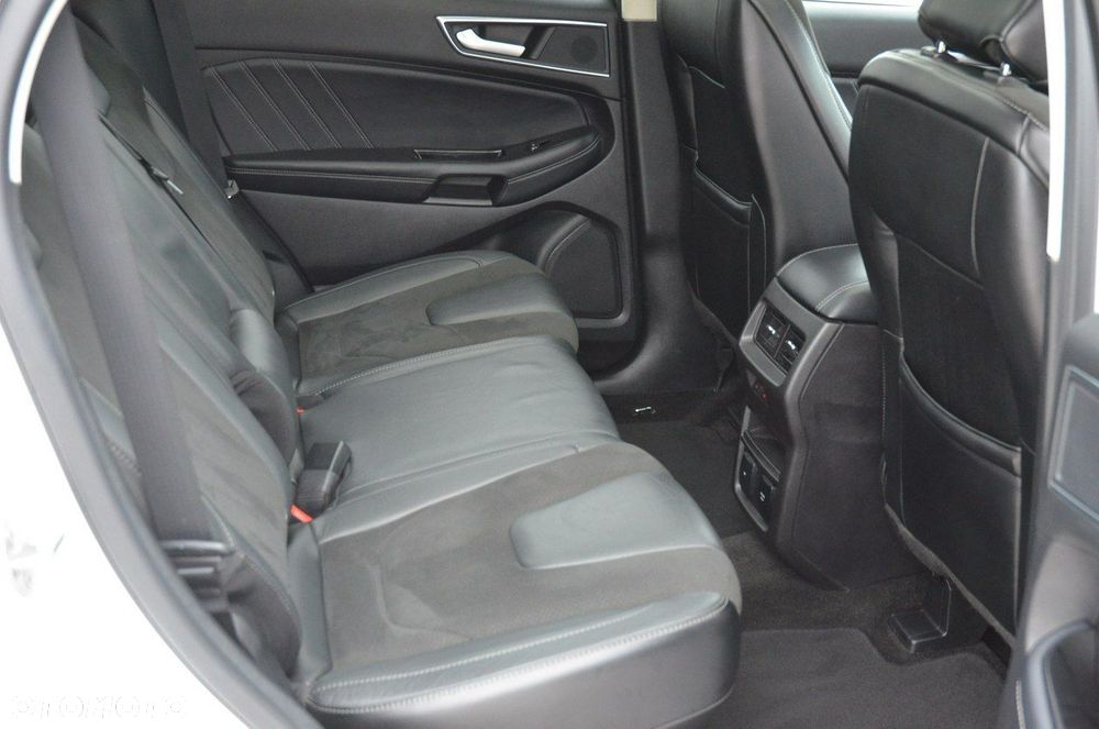 Ford Edge 2.0 TDCi Bi-Turbo 4x4 ST-LINE - 39