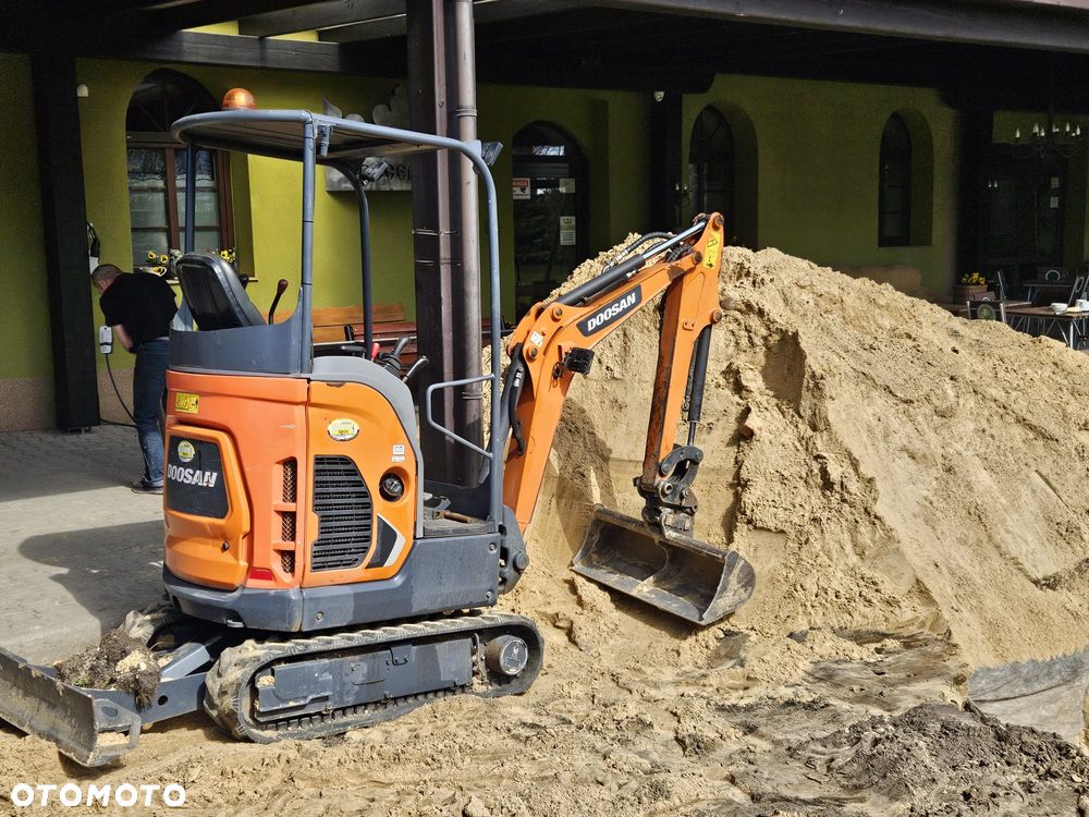 Doosan DX17Z - 4