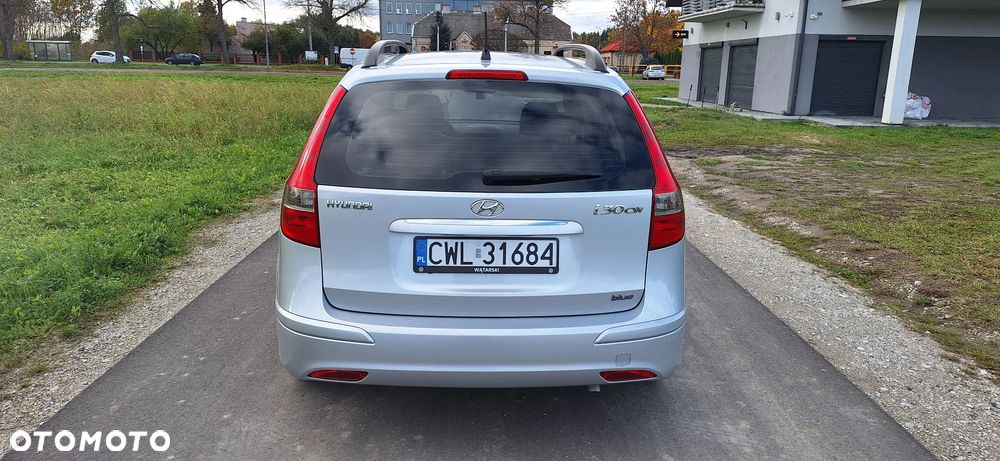 Hyundai i30 i30cw 1.4 blue Comfort - 3