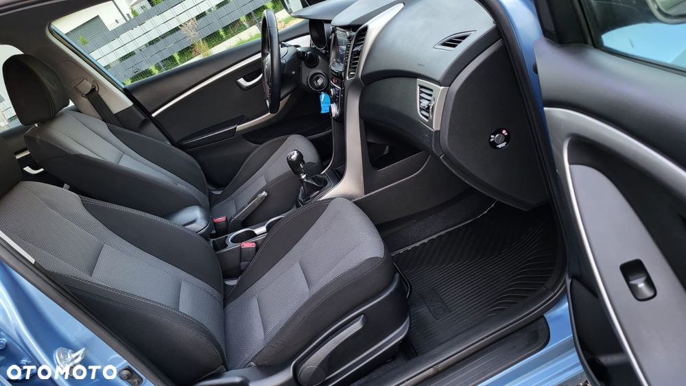 Hyundai i30 1.4 Premium - 35