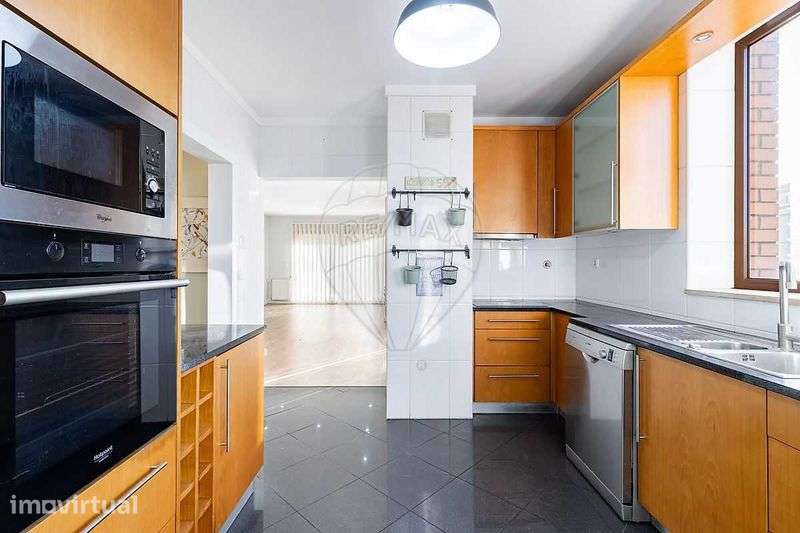 T3 condominio privado sao felix da marinha id. - Grande imagem: 4/12