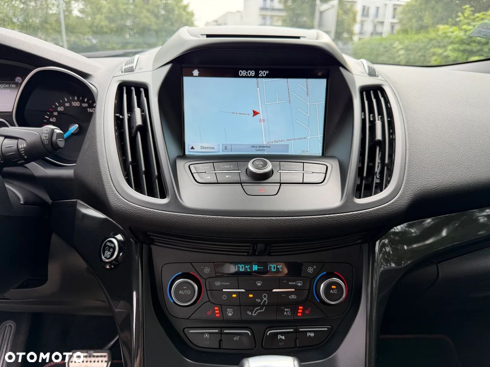 Ford Kuga 2.0 TDCi 4x4 ST-Line - 40