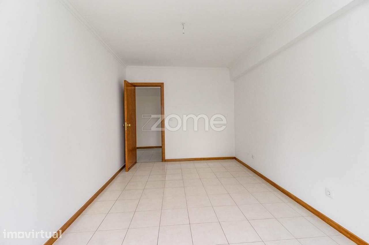 Apartamento T2 em Queluz - Grande imagem: 4/21