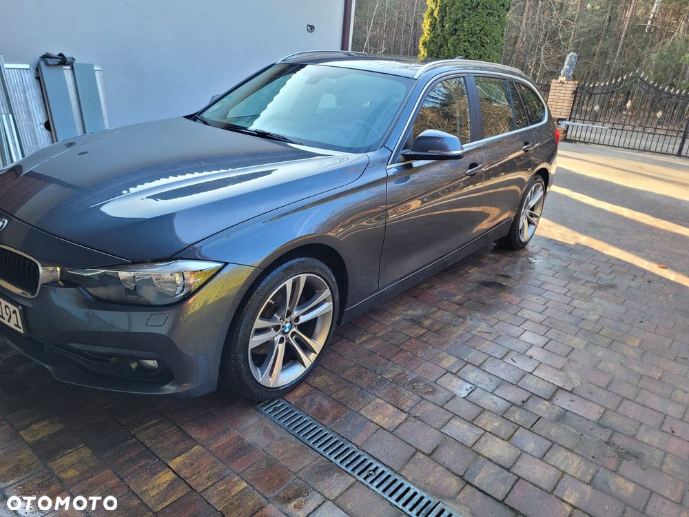 BMW Seria 3 320d Edition M Sport Shadow - 12