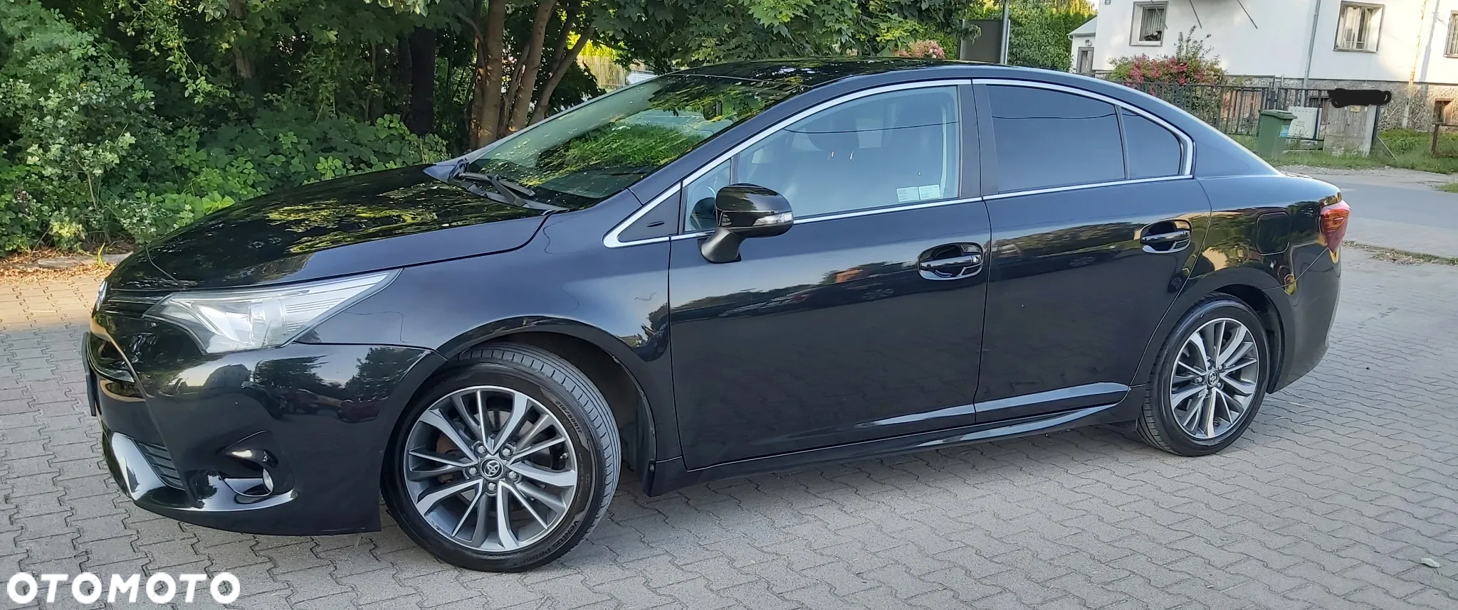 Toyota Avensis 1.8 Premium - 3