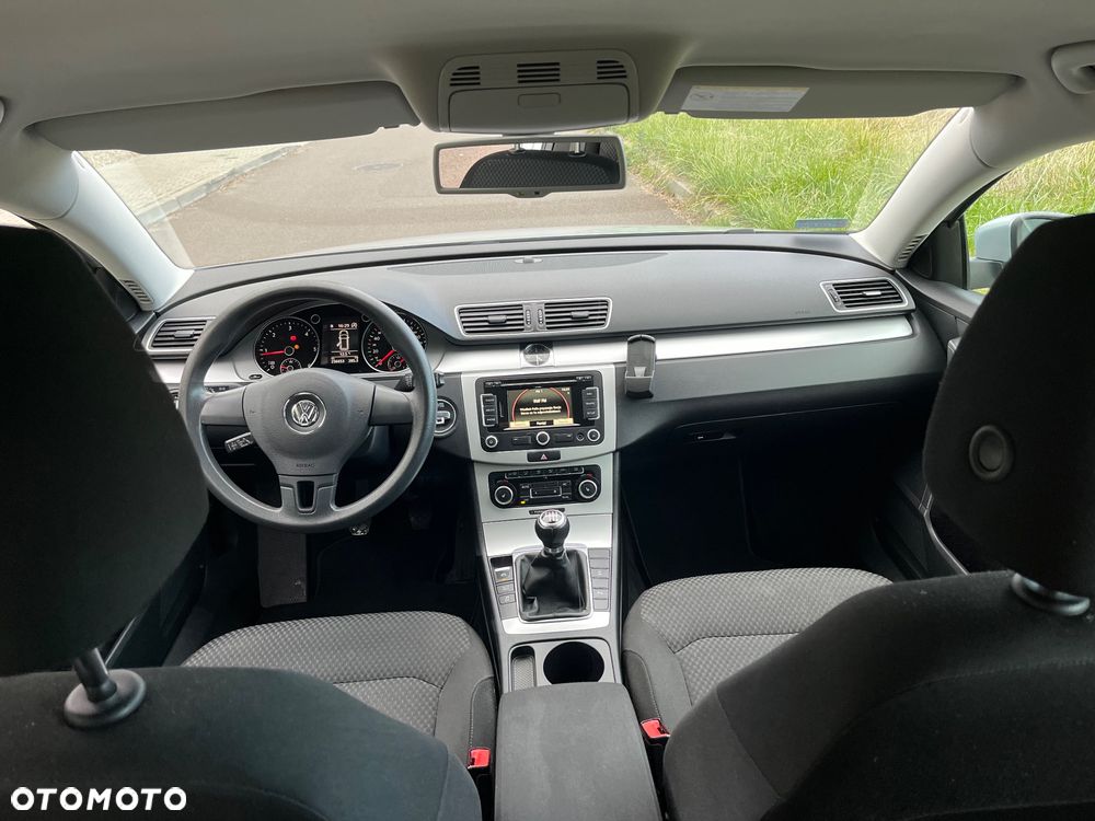 Volkswagen Passat Variant 2.0 Blue TDI SCR Highline - 17