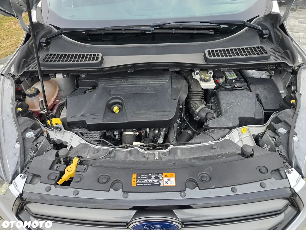 Ford Kuga 2.0 TDCi 4x4 ST-Line - 39