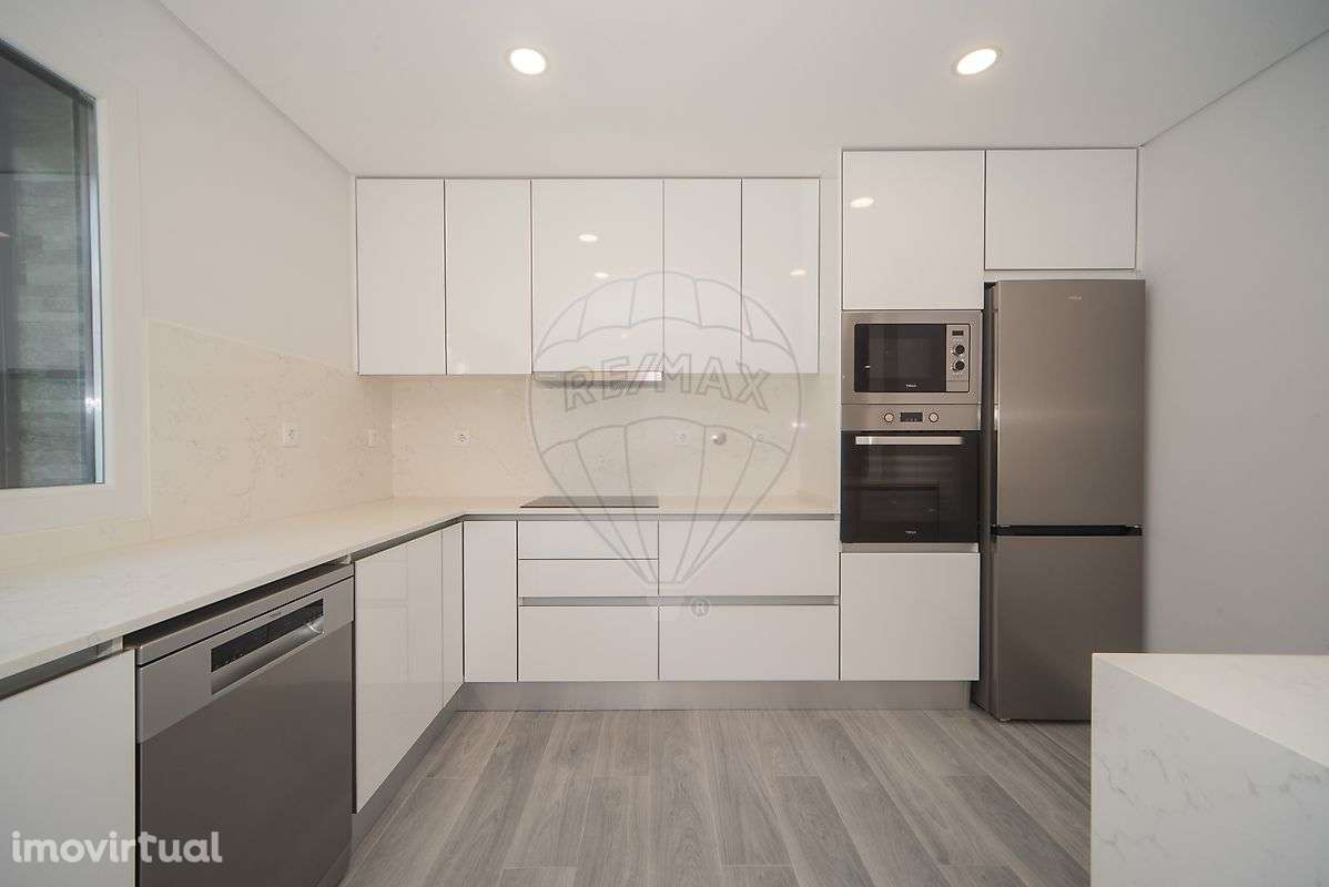 Moradia T4 para venda - Grande imagem: 2/45