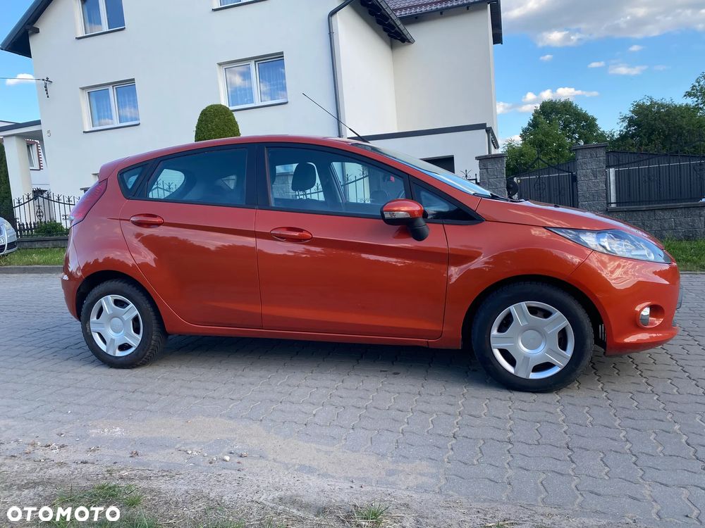 Ford Fiesta 1.25 Champions Edition - 11