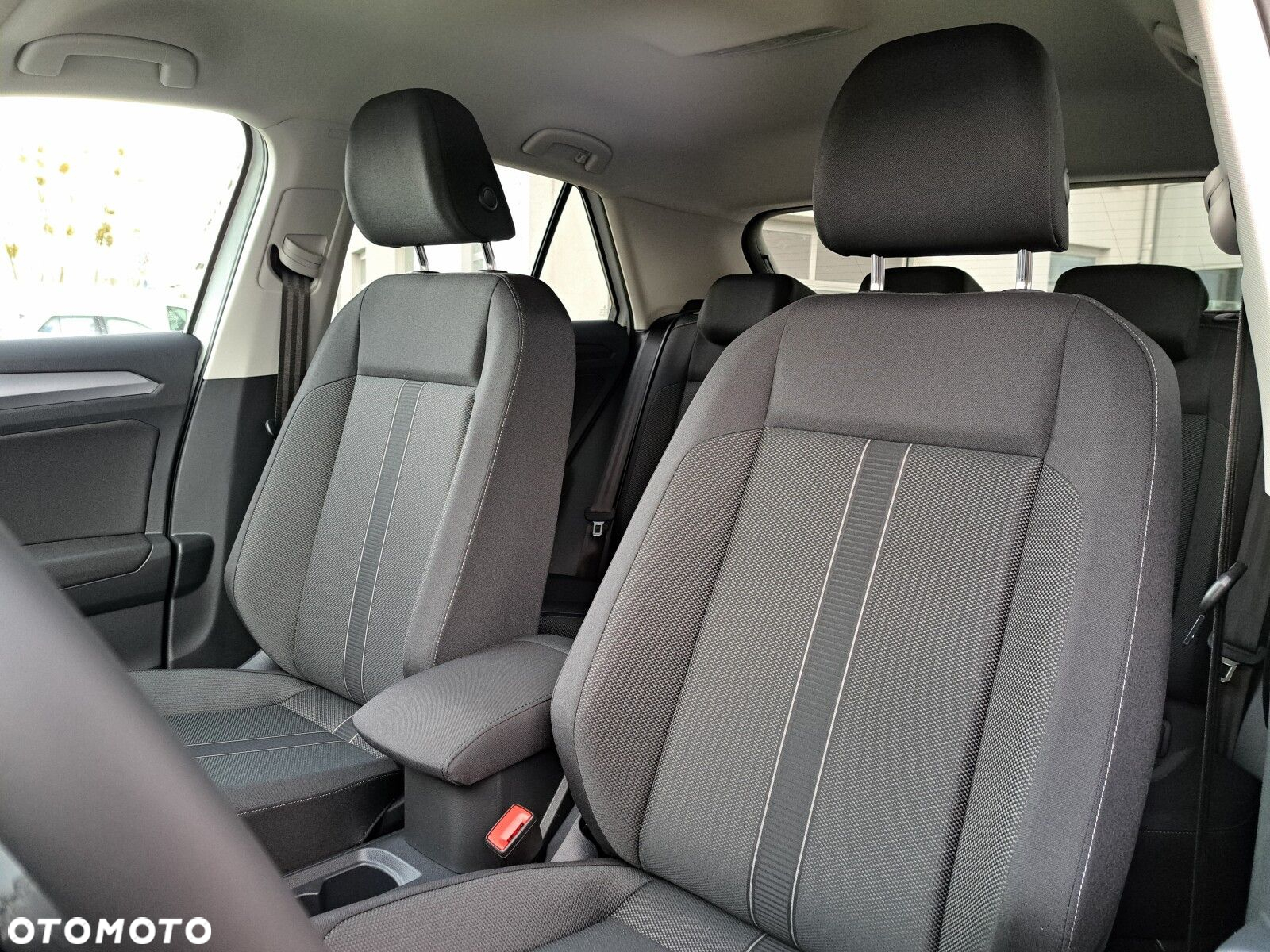 Volkswagen T-Roc 1.5 TSI Life Plus DSG - 18