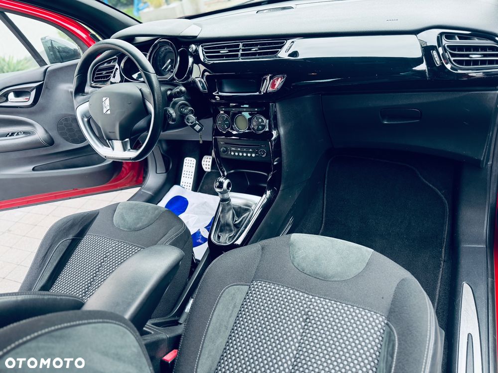 Citroën DS3 1.6 VTi SoChic - 16