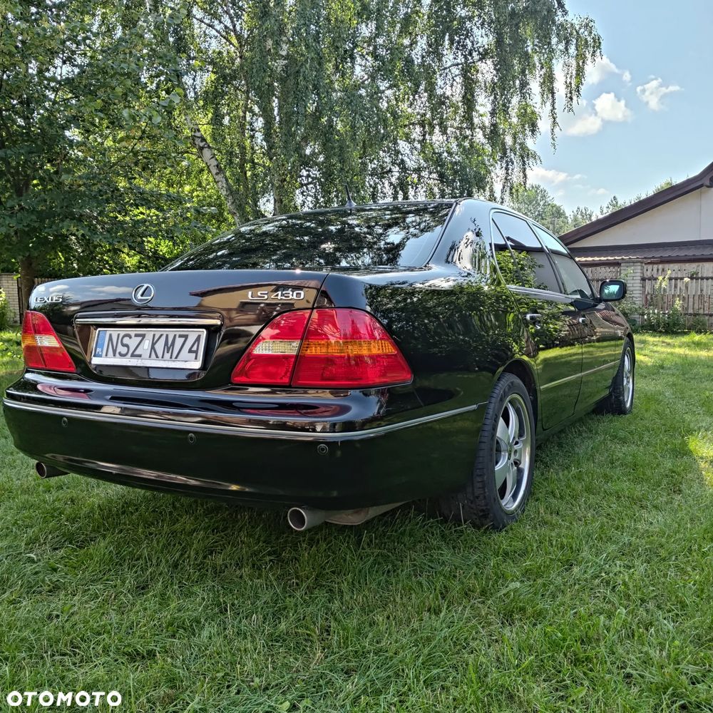 Lexus LS Standard - 12