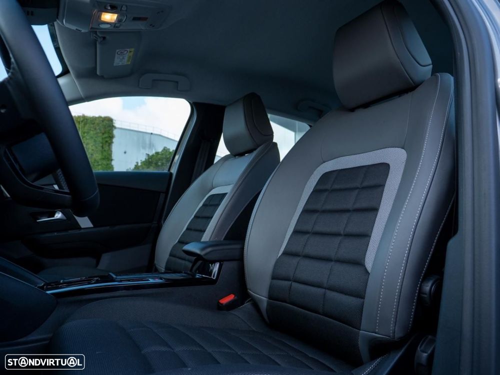 Citroën e-C4 X 54 kWh Autonomia Alargada Plus - 24