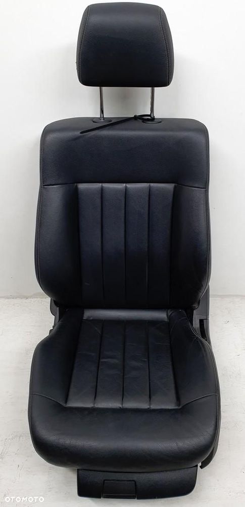 FOTEL LEWY PRZEDNI PRZÓD SKÓRA GRZANY MERCEDES W212 EUROPA - 1