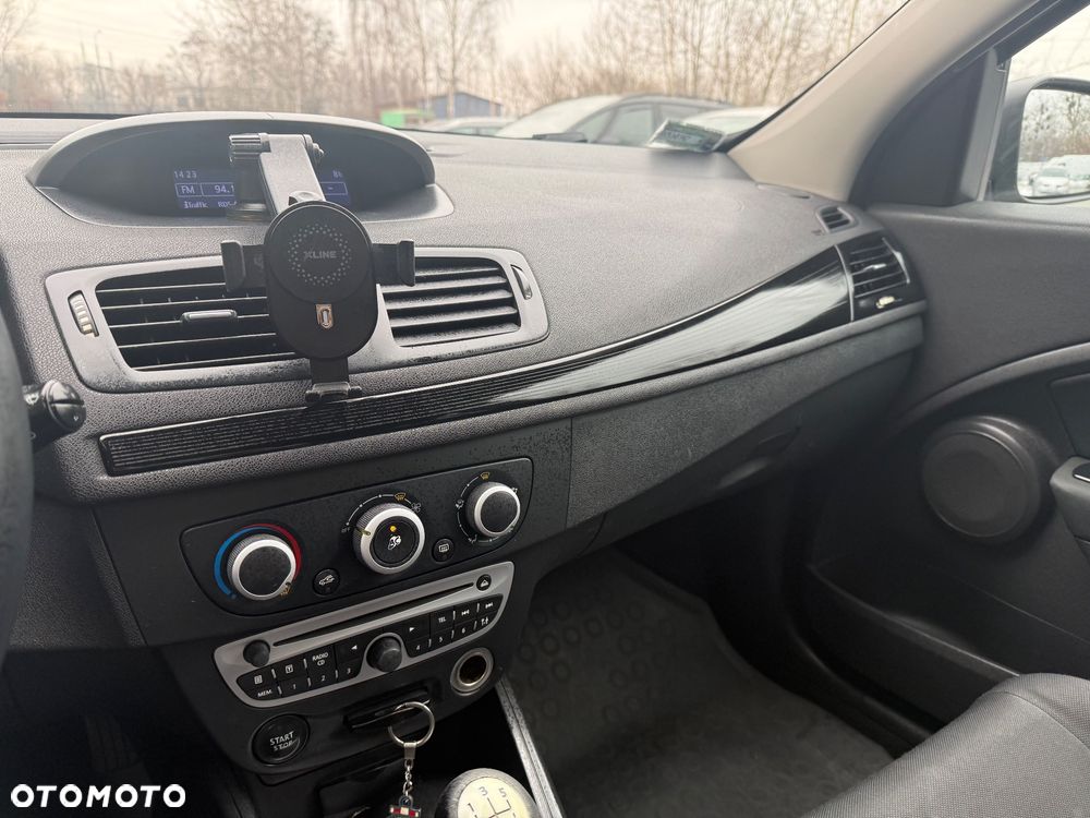 Renault Megane 1.5 dCi Expression - 4