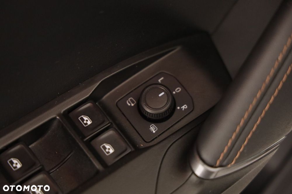 Cupra Leon 2.0 TDI DSG - 23