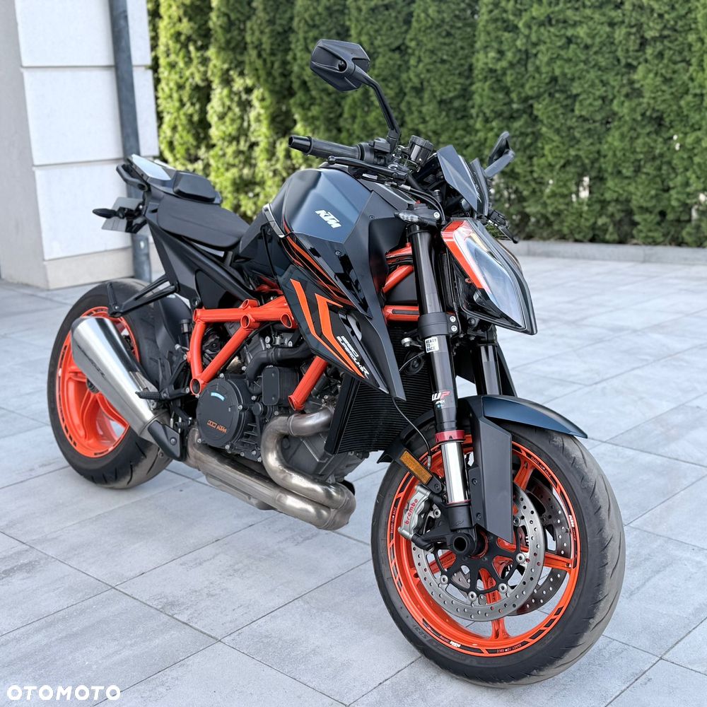 KTM Super Duke - 1