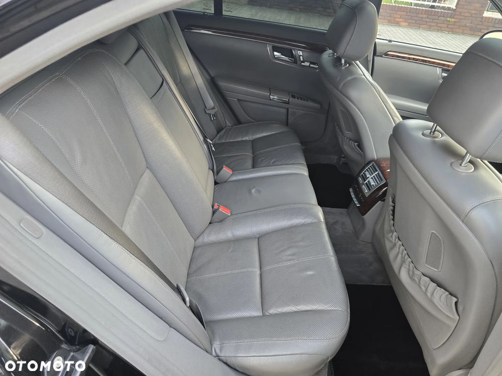 Mercedes-Benz Klasa S 500 7G-TRONIC - 23