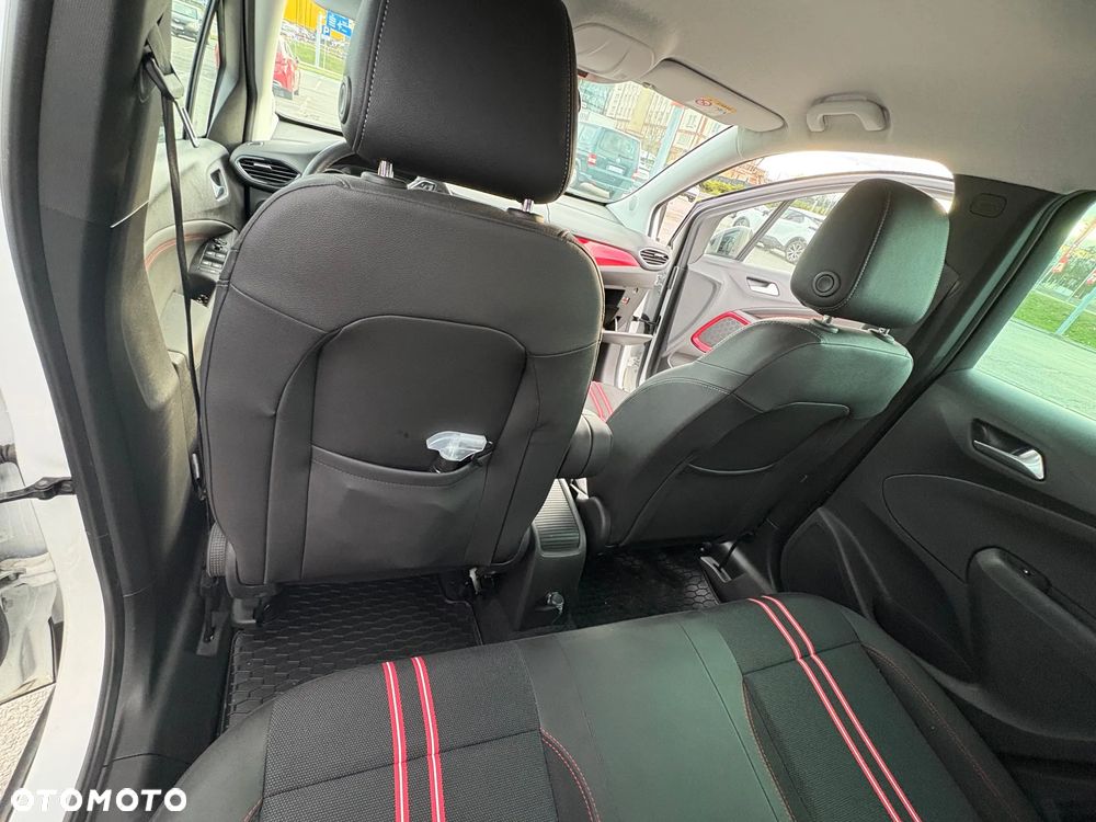 Opel Crossland X - 15