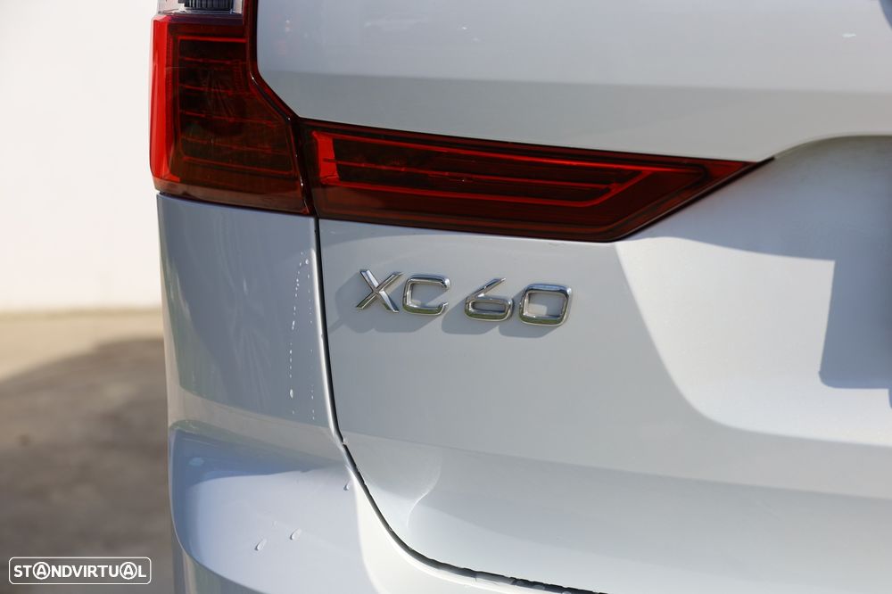 Volvo XC 60 2.0 T6 PHEV Inscription Expression AWD - 38