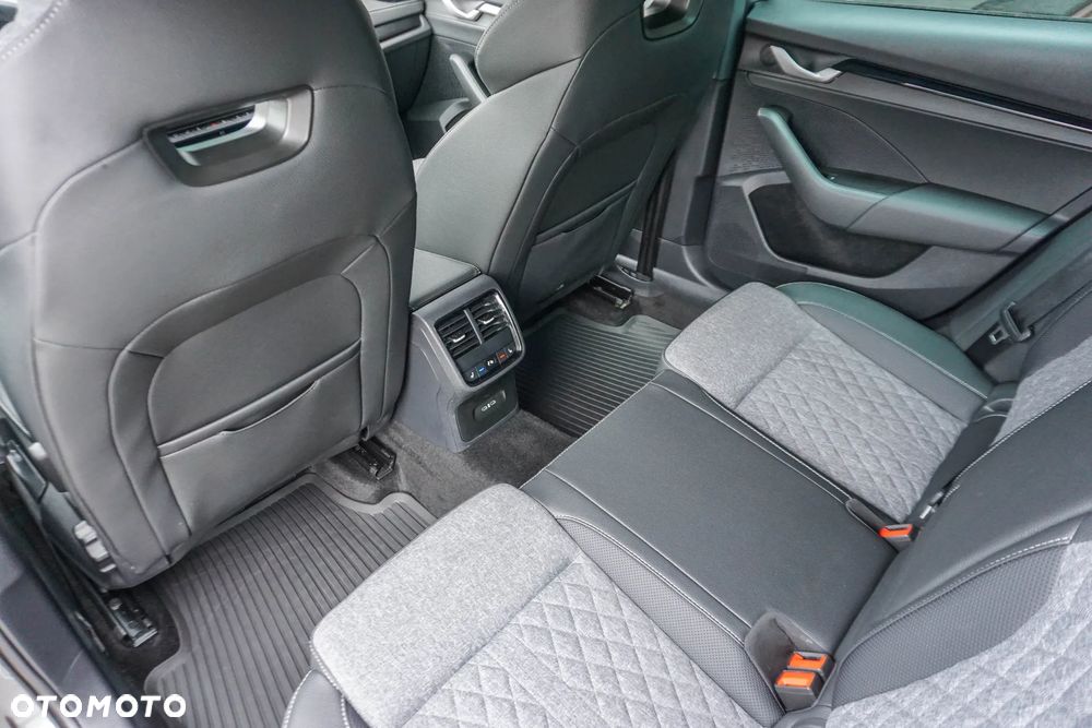 Skoda Octavia 2.0 TSI Sportline 4x4 DSG - 30