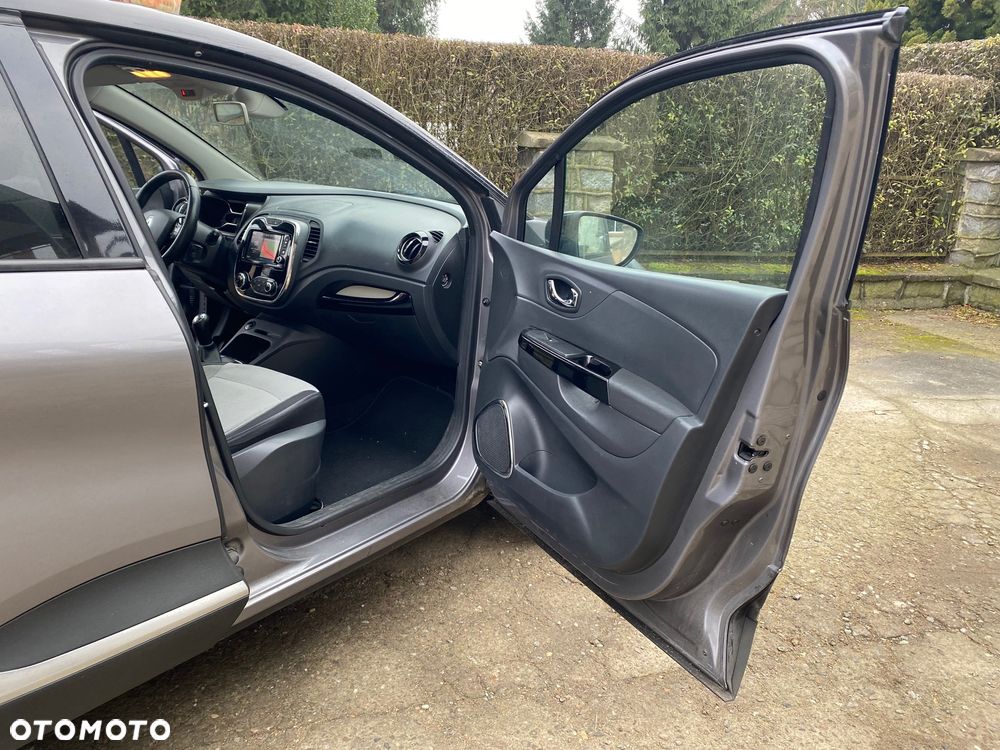 Renault Captur (ENERGY) TCe 90 BOSE EDITION - 27