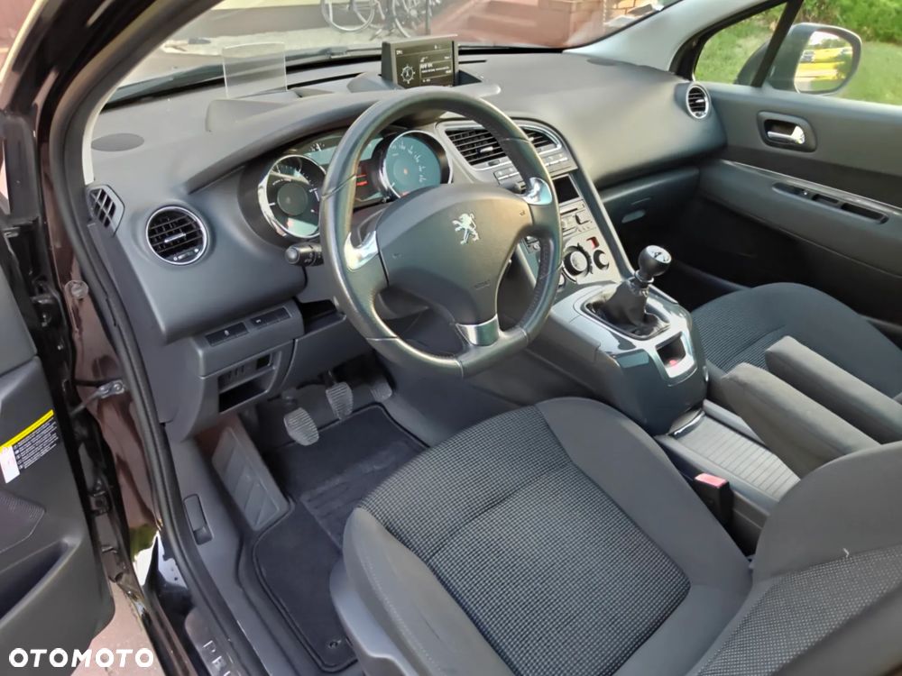 Peugeot 5008 2.0 HDi Allure 7os - 18
