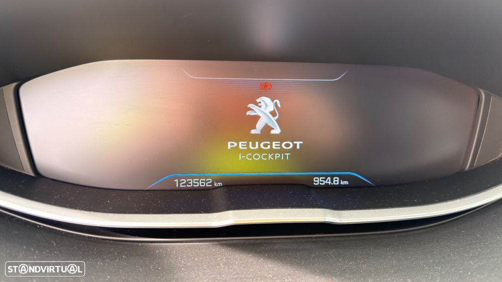 Peugeot 5008 1.6 BlueHDi GT Line EAT6 - 19