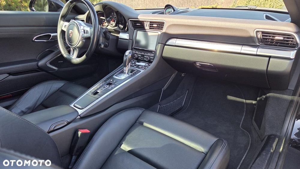 Porsche 911 Carrera PDK Black Edition - 21
