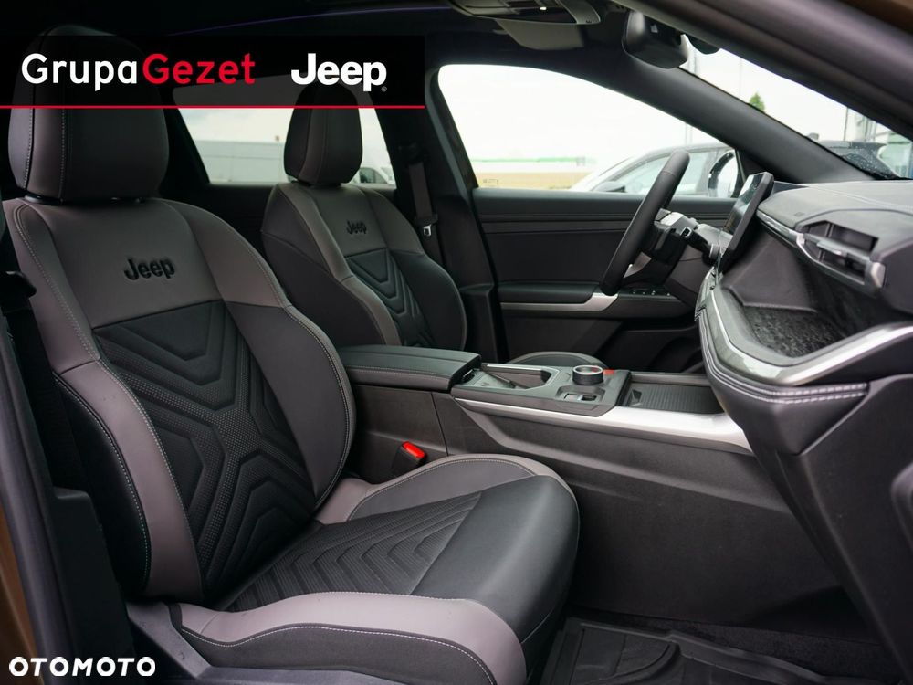 Jeep Compass - 12