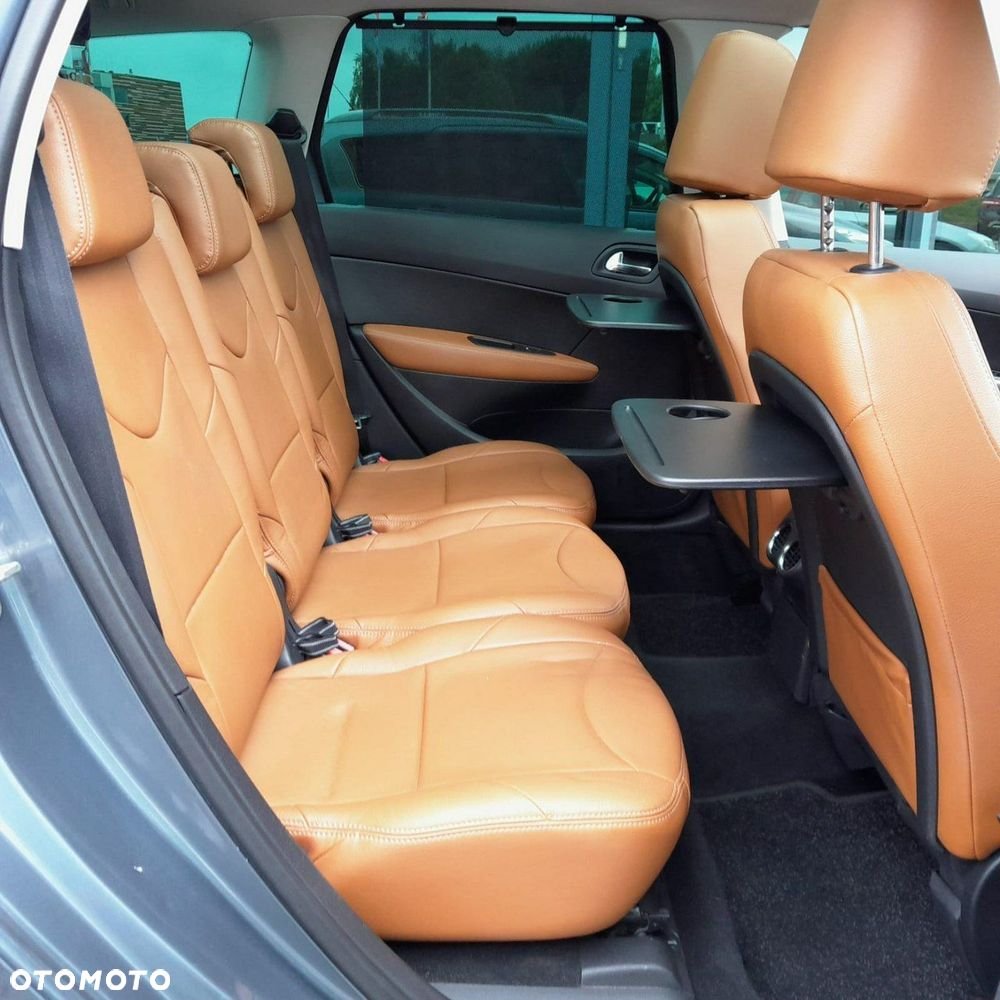 Peugeot 308 1.6 Premium - 9