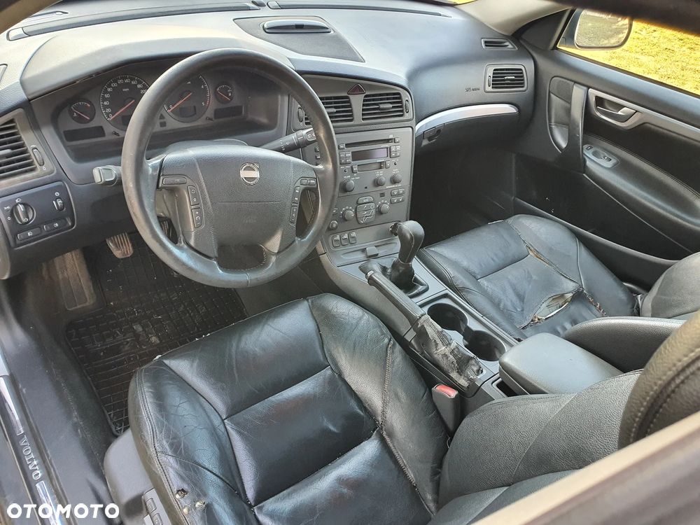 Volvo V70 2.4D5 - 6