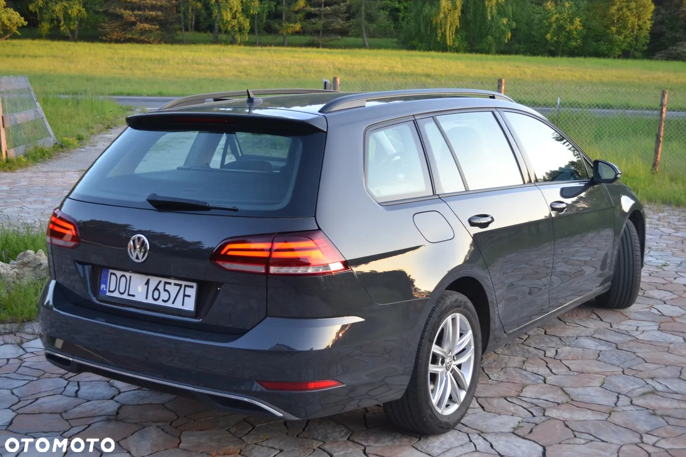 Volkswagen Golf 1.6 TDI SCR Comfortline - 6