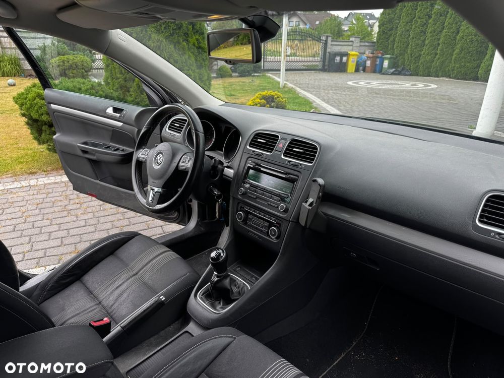 Volkswagen Golf 2.0 TDI DPF Style - 11