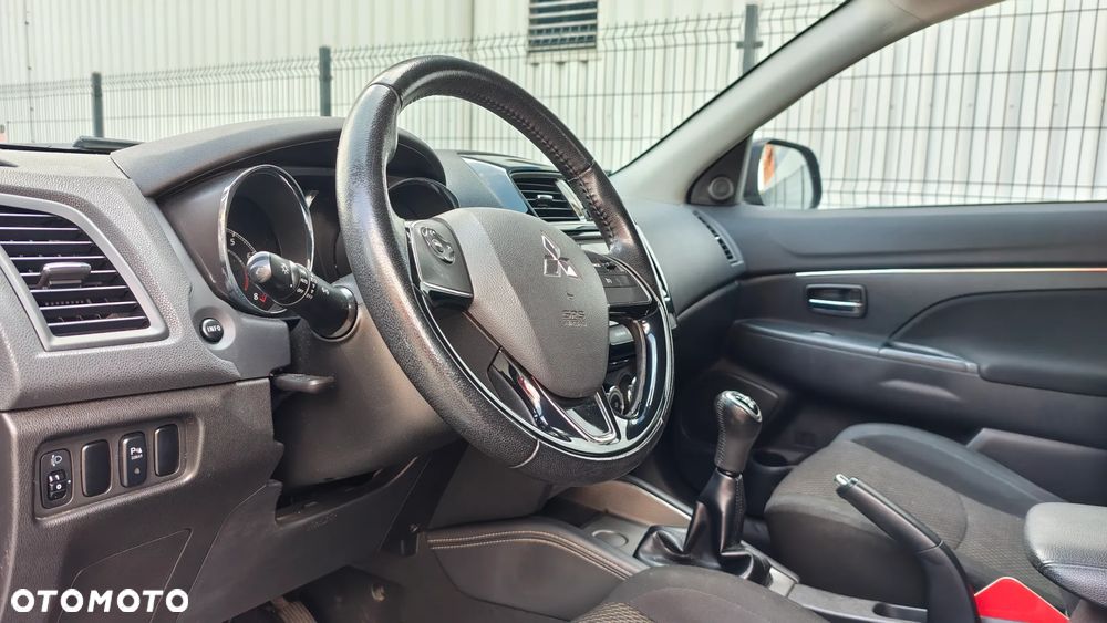 Mitsubishi ASX 1.6 Invite - 21