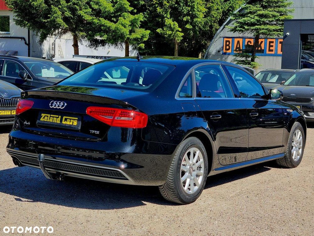 Audi A4 Limousine 1.8 TFSI S line Sportpaket - 5