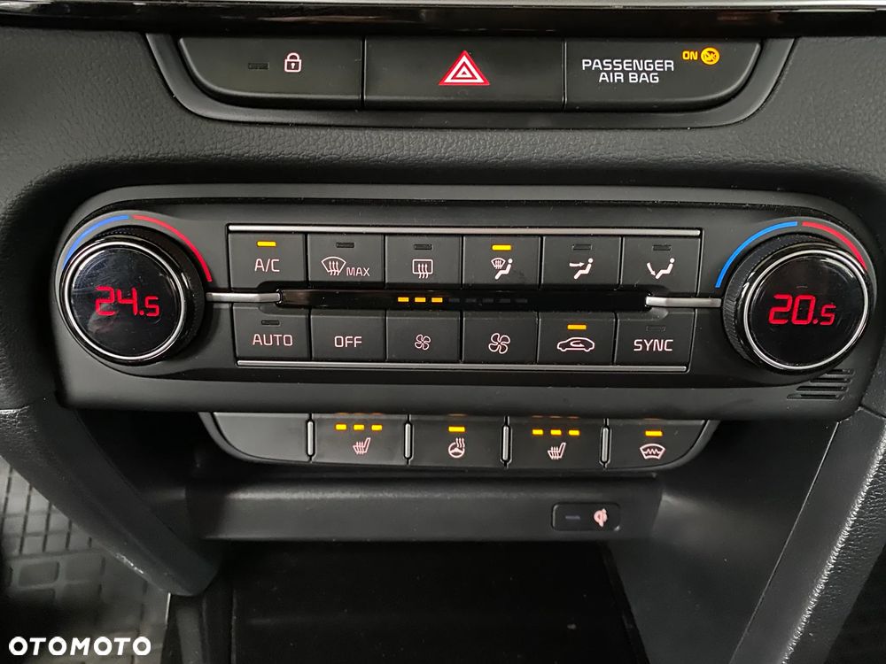 Kia ProCeed 1.5 T-GDI GT Line - 34