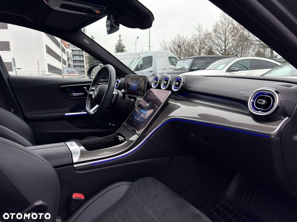 Mercedes-Benz Klasa C 400 e PHEV 4-Matic AMG - 24