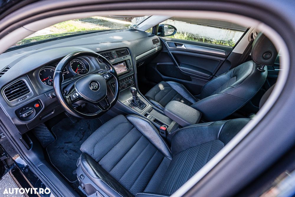 Volkswagen Golf 1.6 TDI BlueMotion Technology DSG Allstar - 9