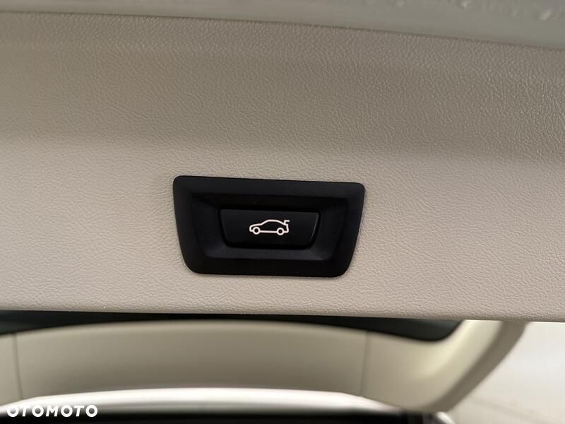 BMW X3 sDrive18d mHEV - 22