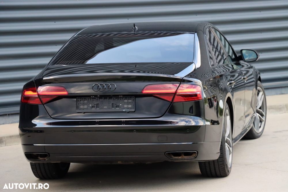 Audi A8 - 10