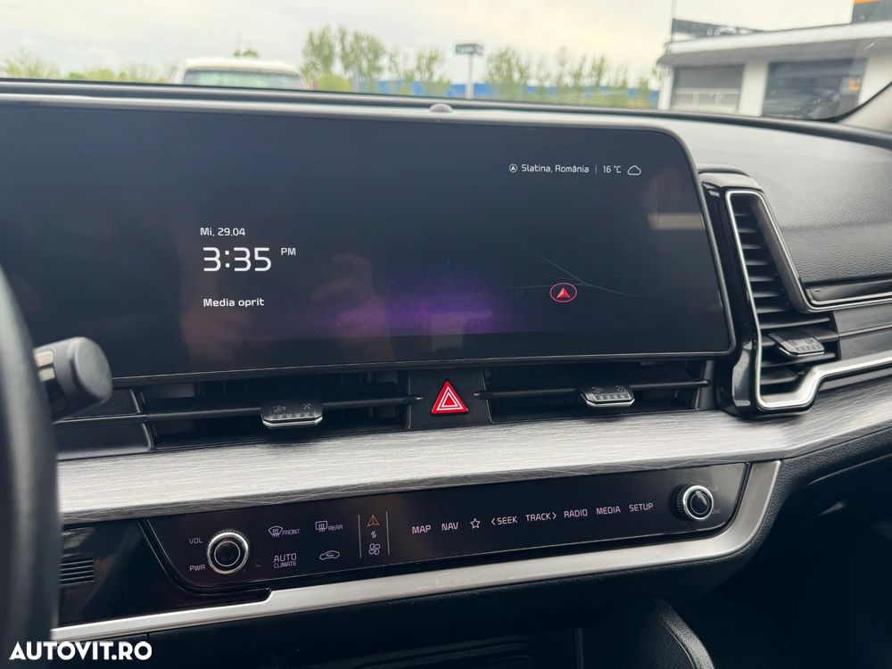 Kia Sportage 1.6 DSL MHEV 7DCT HP 4x2 Business Line - 10